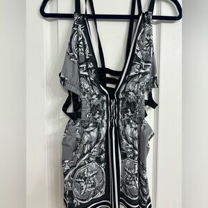 Express Black & White V Neck Cinch Waist Blouse - Size Large